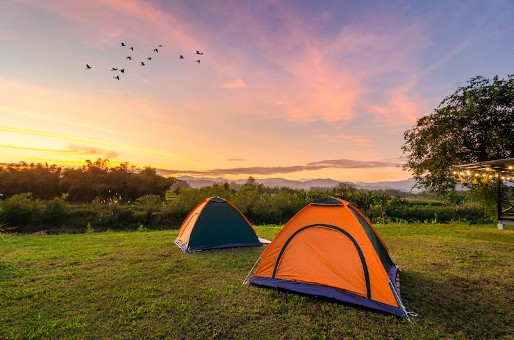 Camping Resort di Puncak Bukit: Tempat Ideal untuk Bersantai
