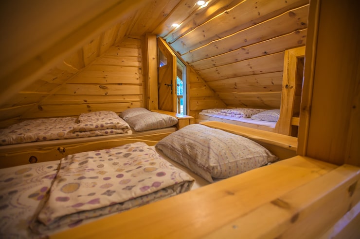 Camping Seru di Bandung: Tempat dengan Toilet Higienis